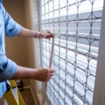 Przygotowanie narzędzi do pomiaru oknamiarka ołówek i notatnik